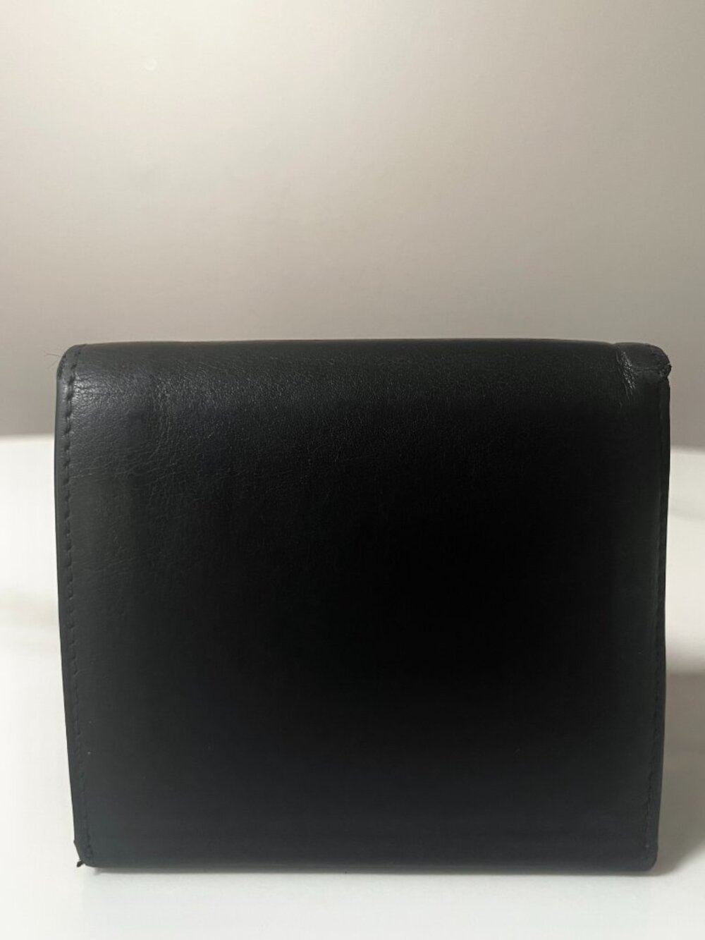 Salvatore Ferragamo Black Leather Gancini Clasp Trifold Wallet - Picture 3 of 11